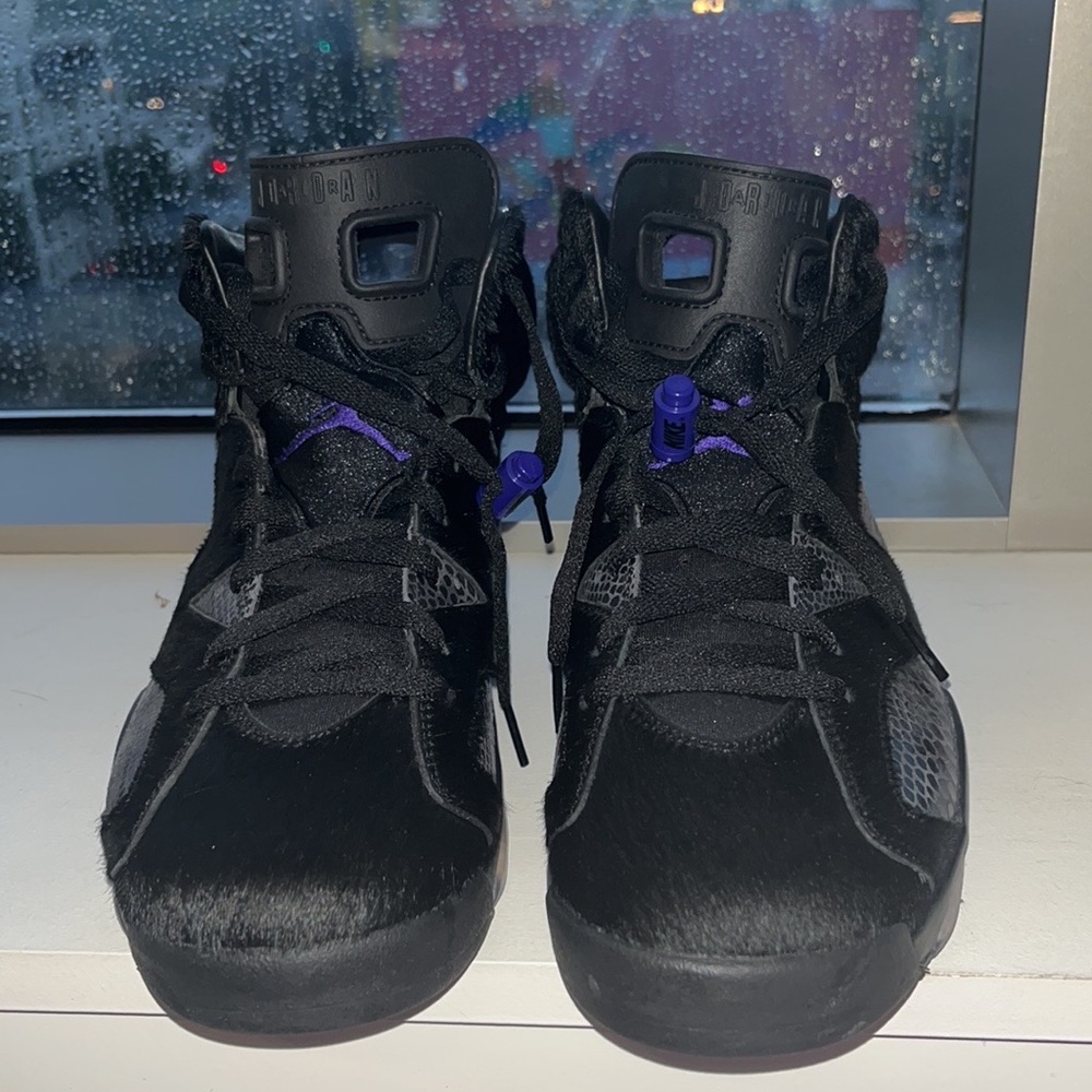 Nike Air jordan 6 social status